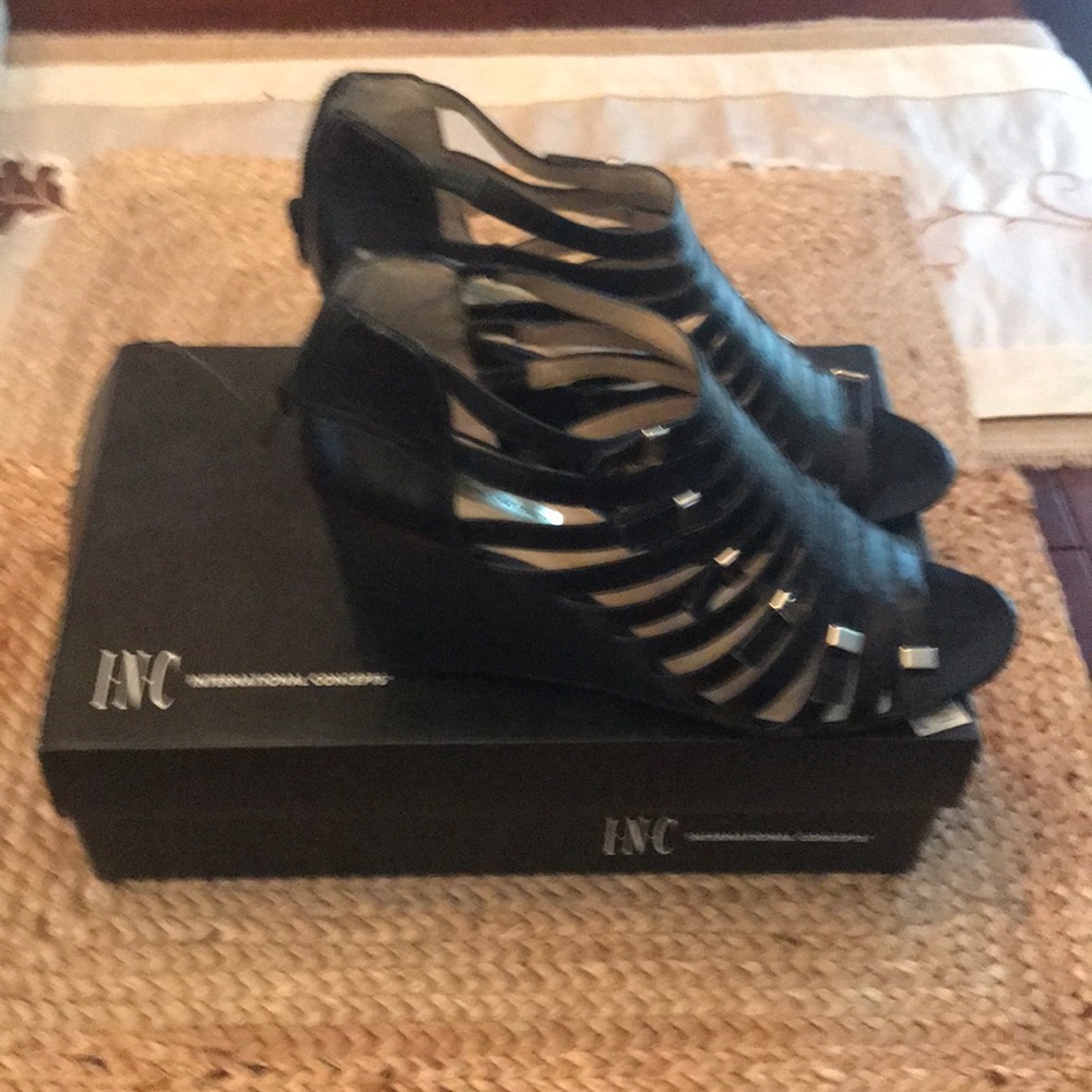 INC wedges